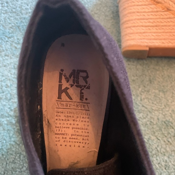 Designer Espadrille Wedges - Picture 3 of 3